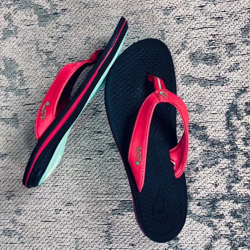 Olukai sandals - NWOT